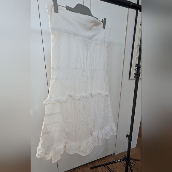 Edmée & Lilie White Ruffled Skirt With High Waistband - Picture 3 of 7